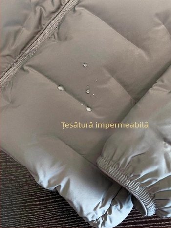 Geacă de puf cu umplutură din puf de gâscă alb, 100% conținut de puf, impermeabilă, cu glugă și guler înalt, potrivită pentru frig ușor (-5°C până la 0°C)