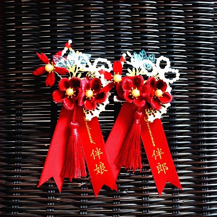 Corsaj de nuntă pentru mire, mireasă și familie — flori de mătase, Kuano, stil universal, producție: Altele, import: Nu