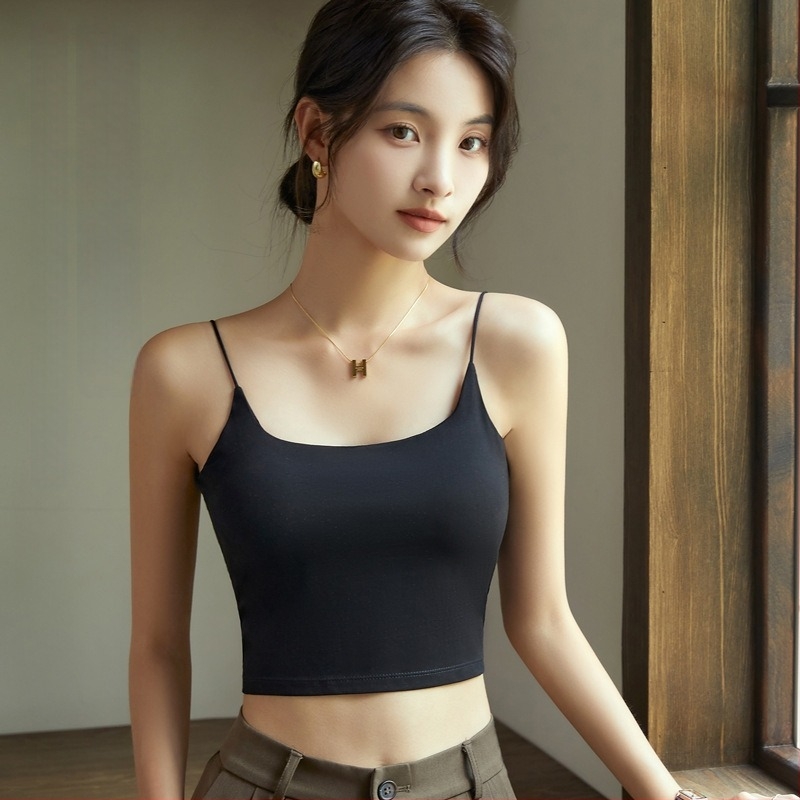 Camisolă scurtă de vară cu spate în formă de U, cu pernuțe de sân încorporate, fără sârmă, croială dintr‑o bucată, bretele subțiri