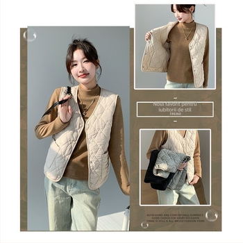 Vesta de damă în stil cardigan, material poliester, umplutură poliester-cotton, închidere cu fermoar, guler în formă de U