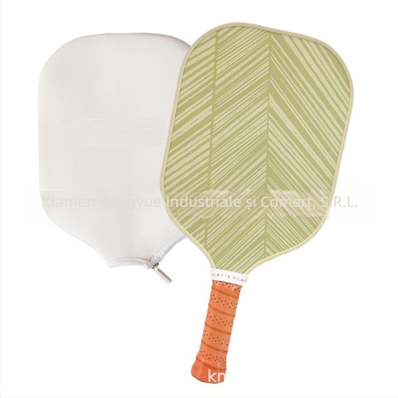 Paletă pickleball din fibră de carbon — ultraușoară, durabilă pentru joc profesionist, include 1 paletă, 2 mingi și husă