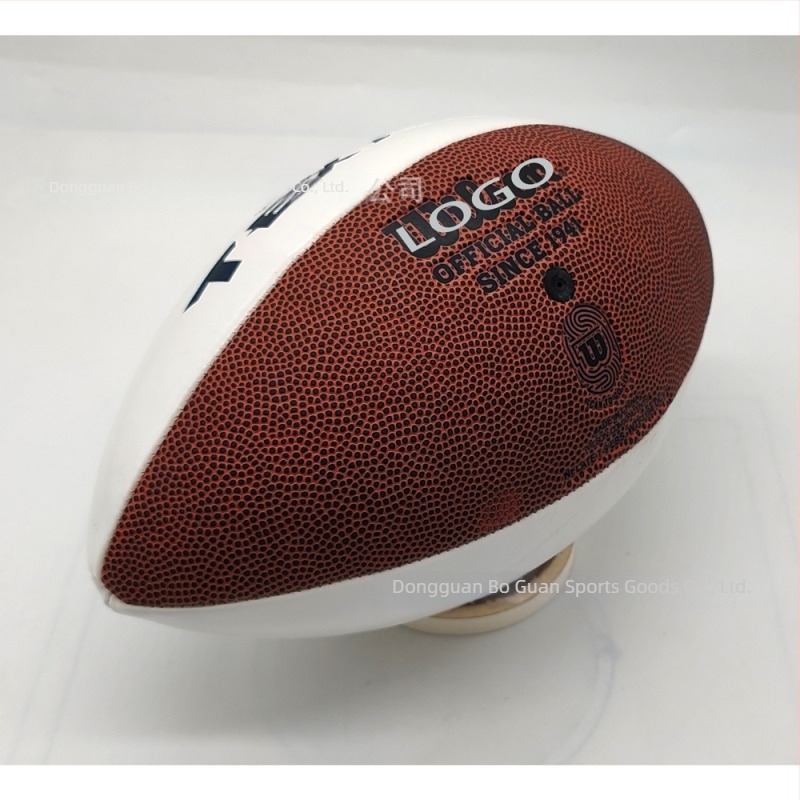 Fotbal american de antrenament, cusătură cu mașină, PU material; personalizare disponibilă; logo imprimat; potrivit pentru alergare, fitness și alte sporturi cu mingi.