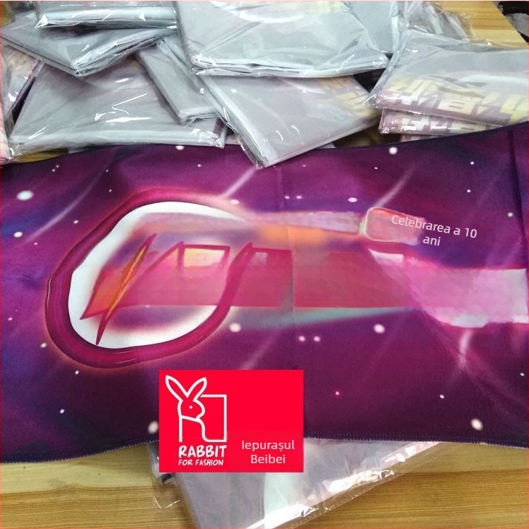 Prosop sport cu logo personalizabil, 350 g, material mixt, timp de absorbție 21–25 s