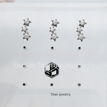 Cercei - stea, unisex; aliaj titan implant-grade (ASTM F-136); zirconiu alb; prelucrare cu diamant