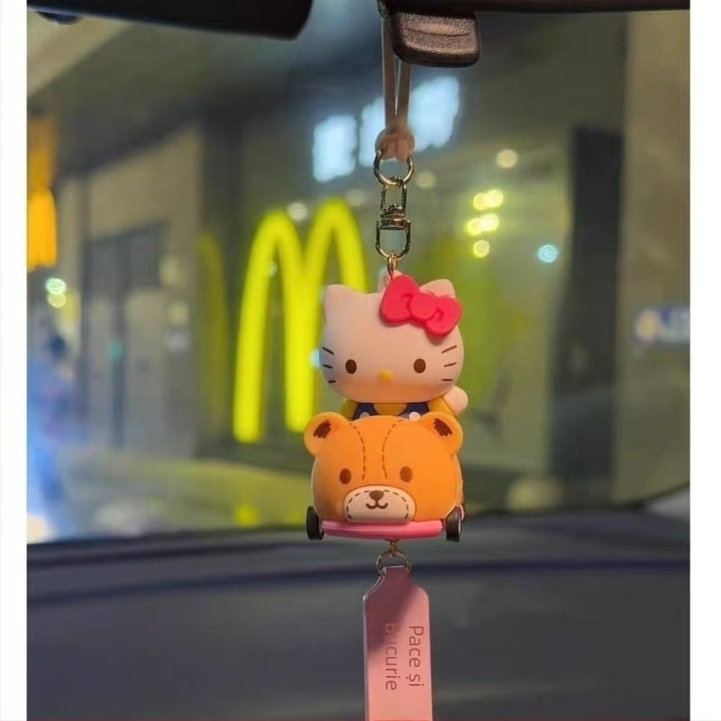 Pandantiv pentru oglinda retrovizoare auto, motiv pisicuă în stil desen animat, decor interior; Material: Amestec, Stil: Cartoon, Clasificare: Ornamente auto
