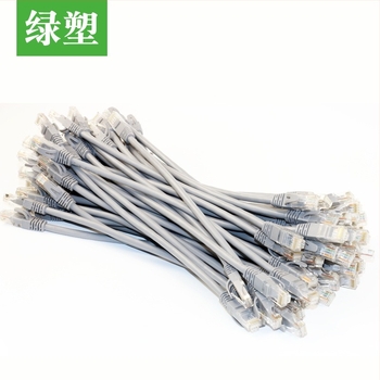 Cablu de rețea Category 5e, 8 conductori din cupru fără oxigen, conector RJ-45, 100 Mbps