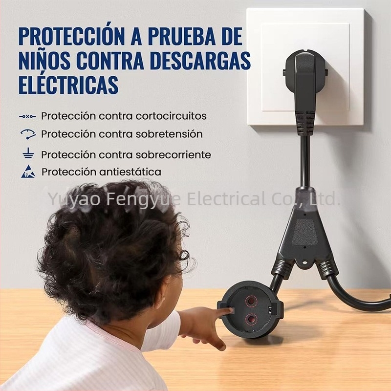 Cablu de prelungire, standard european, 3 conductori, 1,5 mm², lungime 0,35 m, conectori cu 3 pini: masculin și feminin