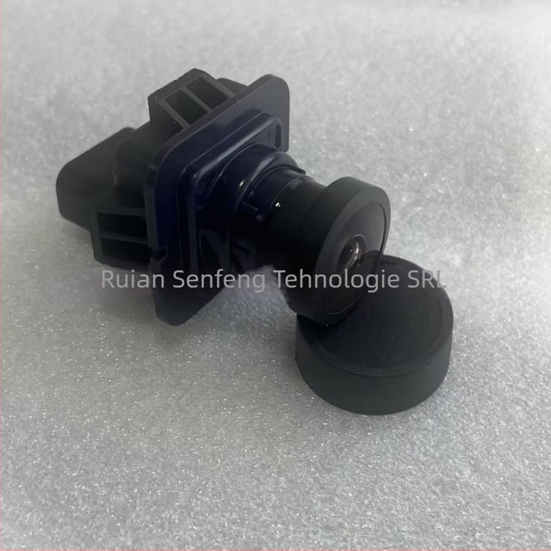 Cameră pentru mers înapoi Ford F-150/Raptor (2011–2014); alimentare 12V; rezoluție 1920x1080; semnal video NTSC; unghi fix 0°; modele EB3T-19G490-BB / BL3Z-19G490-B