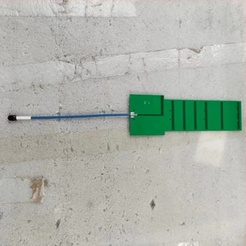 Antena PCB pentru contramăsuri de securitate, 800–2500 MHz, 65W putere înaltă, jammer cu interferență și antenă integrată; 50 Ω, SWR ≤1,5, câștig 5/6,5/11/12 dBi