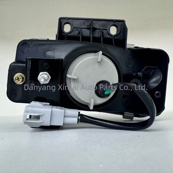 Lampa de ceață față pentru Isuzu 700P (model vechi); compatibil cu camioane NPR, ELF, KV100, KV600; durata de viață 99