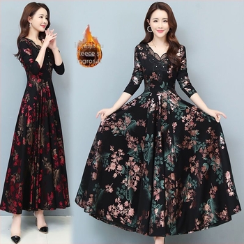 Rochie cu mâneci lungi, croială în A, decolteu în V, talie medie, imprimeu, poliester