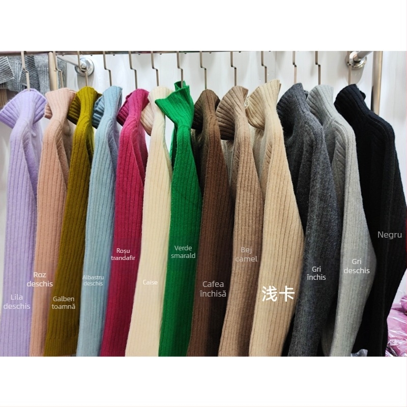 Pulover cu glugă, croială lejeră, amestec bumbac-cashmire cu poliester și nailon, mâneci raglan, guler înalt