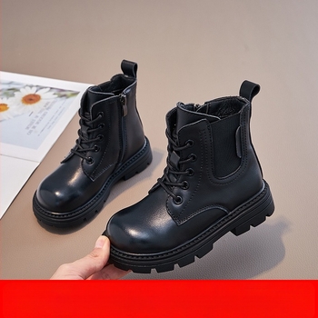 Ghete Martin pentru copii – exterior din piele de vită; fermoar lateral; talpă din cauciuc; branț EVA; gleznă joasă