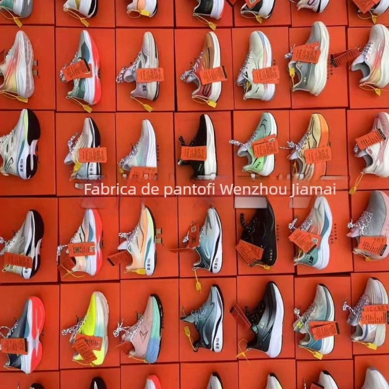 Pantofi de alergare cu partea superioară din plasă, branț EVA, talpă din spumă, model dungat, închidere cu șireturi