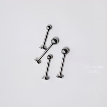 Lip-stud din titan cu filet intern, lucrat manual, anodizabil