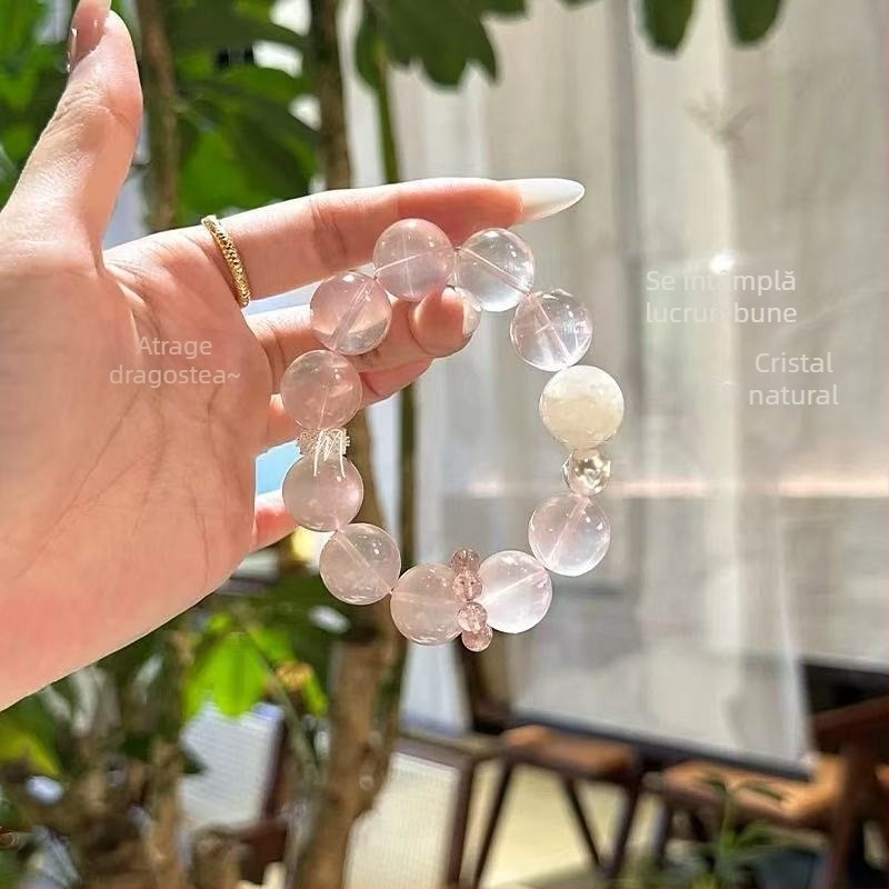 Brățară din cristal cu fantomă de fulg de zăpadă și cuarț căpșună — lucrat manual, stil lux