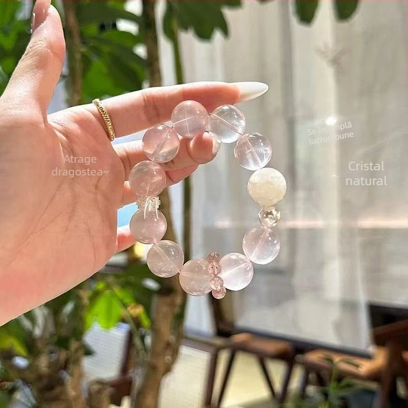 Brățară din cristal cu fantomă de fulg de zăpadă și cuarț căpșună — lucrat manual, stil lux