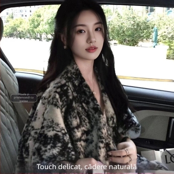 Șal pentru femei — mătase cu imprimeu floral, stoc disponibil, lansare iarnă 2025, fără prelucrare, potrivit pentru primăvară