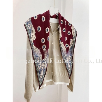 Șal din mătase și lână, model herringbone, iarnă 2025, stil literar retro, imprimat