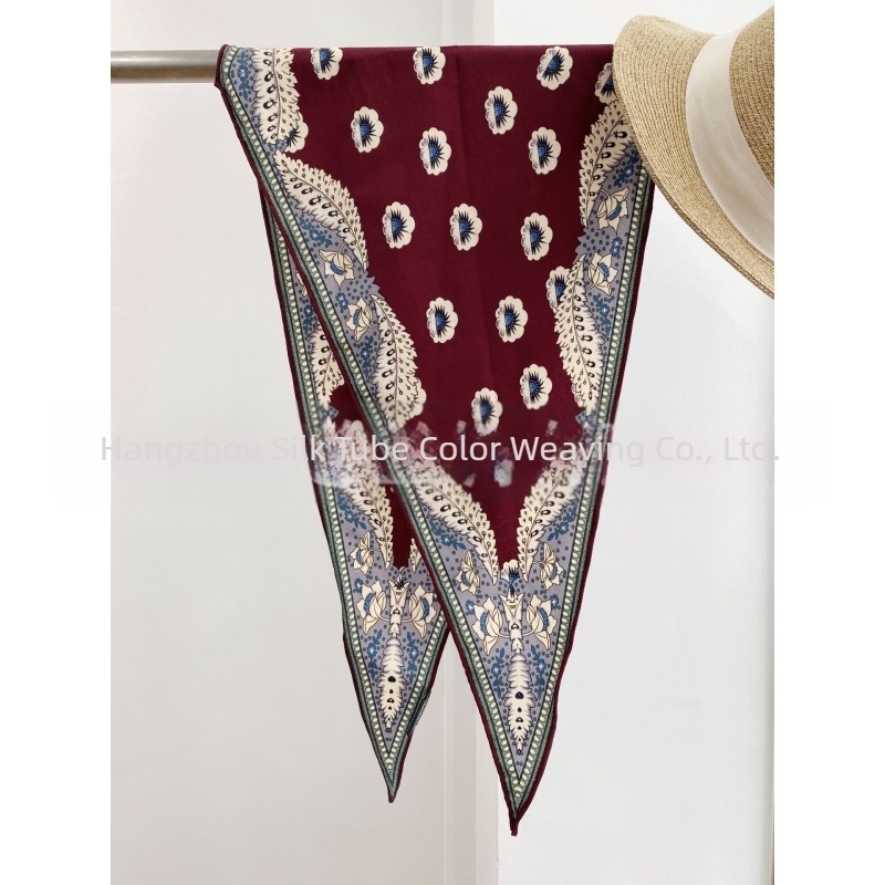 Șal din mătase și lână, model herringbone, iarnă 2025, stil literar retro, imprimat