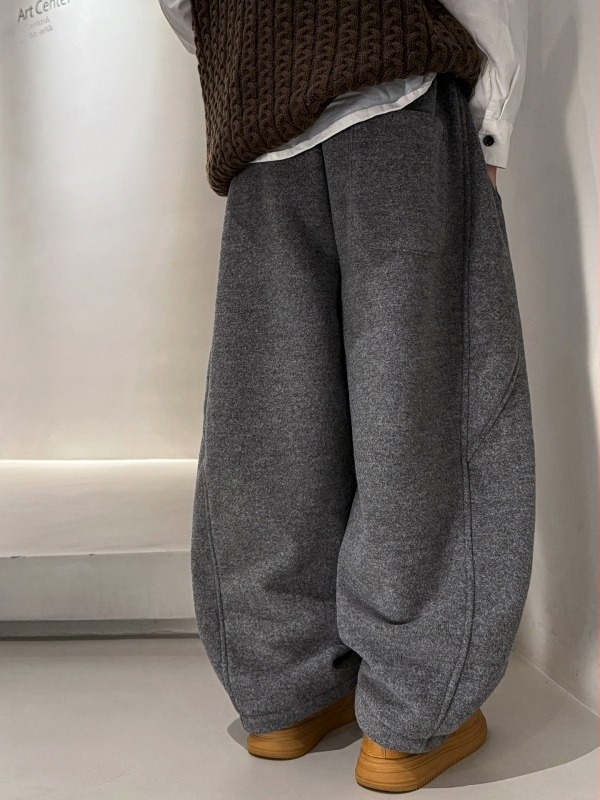 Pantaloni băieți din fleece pentru iarnă – pantaloni sport lejeri, bumbac 67/33, talie medie cu curea elastică, țesătură tratată moale (Iarna 2025)