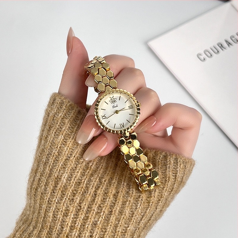 Ceas de damă cu brățară din aliaj în design fagure, cuarț Gödel GEDI, rezistență la apă 30M, model 52098