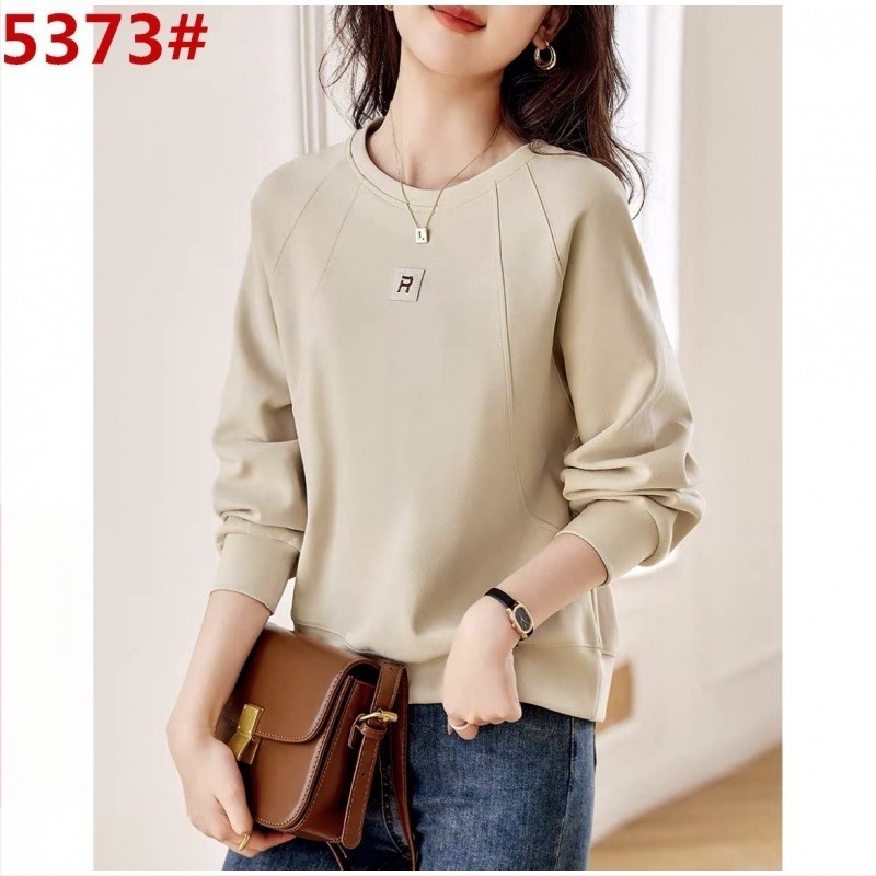 Pulover tricotat pentru femei, guler rotund, mâneci raglan, croială lejeră, lungime 50–65 cm, poliester 30–50%