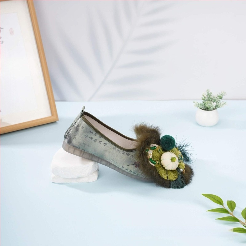 Pantofi din stofă, stil etnic pentru femei, broderie manuală, toc plat, vârf rotund