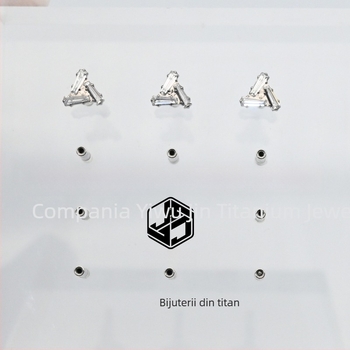 Cercei pentru buze, formă geometrică, aliaj titan ASTM F-136, micro-setare, stil feminin