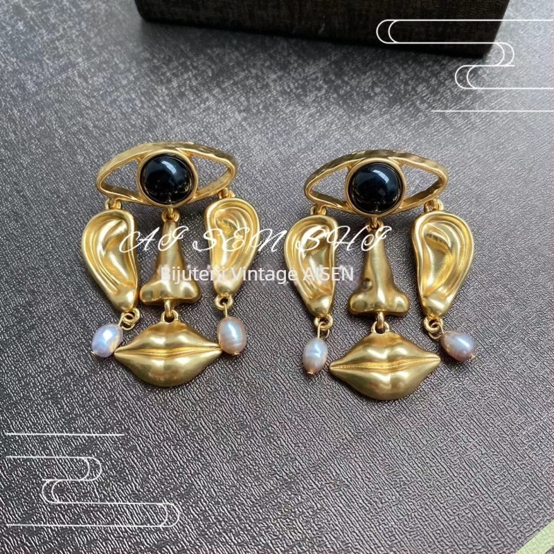 Cercei geometrici din metal, motif facial (ochi, nas, gură); placare electroplată; Eisen decoration marcă; stil personal, inspirație vintage