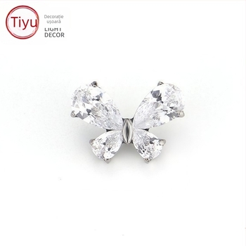 Cercei din aliaj de titan, formă de picătură de apă cu aripioară de fluture, cristale zircon, stil unisex