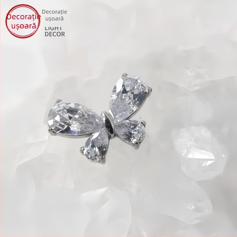 Cercei din aliaj de titan, formă de picătură de apă cu aripioară de fluture, cristale zircon, stil unisex