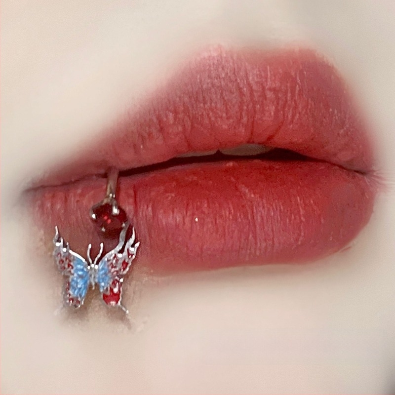 Inel buze din oțel titan cu filet intern – bijuterii pentru piercing buze, lucrat manual