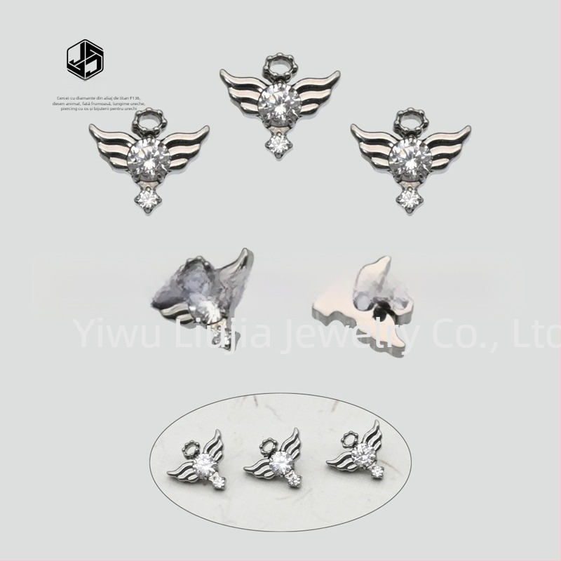 Cercei din aliaj de titan de grad implant cu aripi de înger și diamante, stil desen animat, unisex