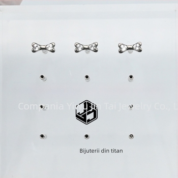 Cercei de buze cu formă de os de câine și zirconiu, aliaj de titan ASTM F-136, finisaj micropave, seria Zootopia
