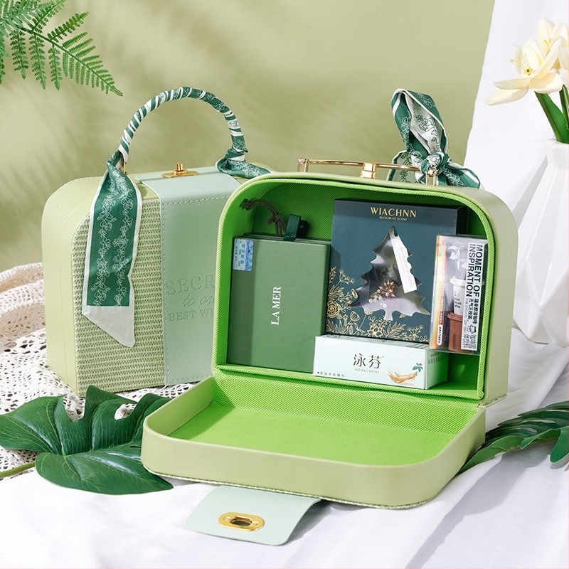 Hui Chu Geantă/ Casetă cosmetică din piele PU, portabilă - design ușor luxos, ambalaj cadou, include eșarfă de mătase