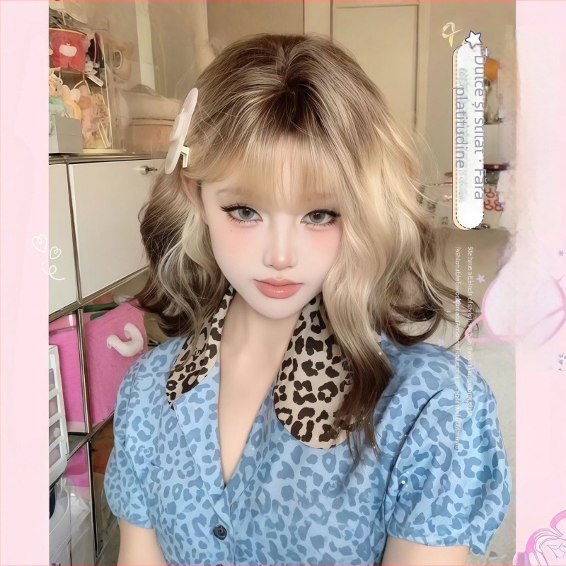 Perucă scurtă bucle cu breton, fibră rezistentă la temperaturi înalte, mecanism de procesare, acoperire completă a capului