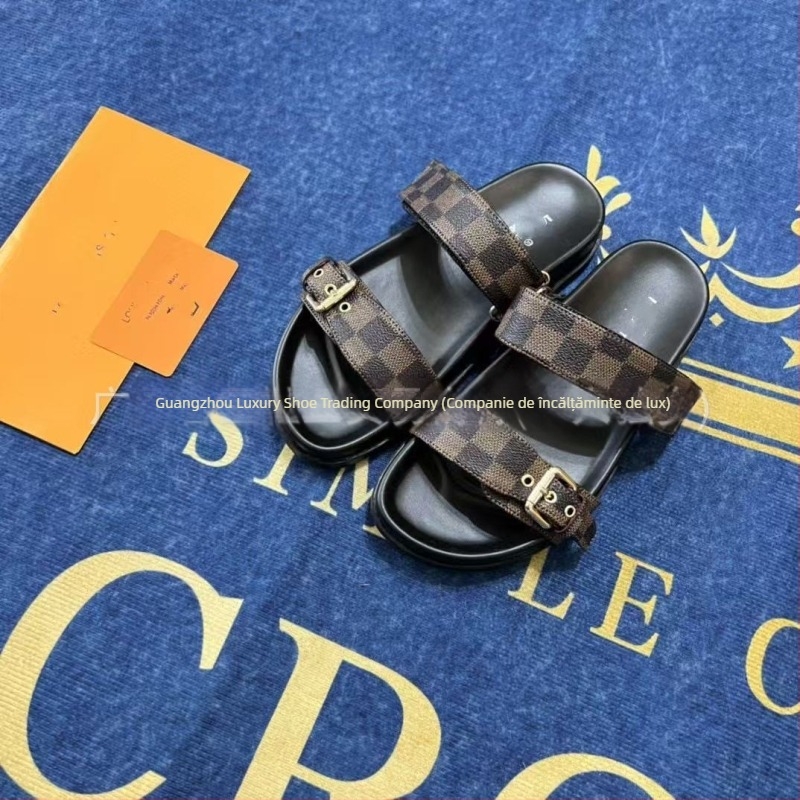 Șlapi unisex cu partea superioară din piele microfibră, talpă din cauciuc, design monogram, stil business, închidere cu o mișcare