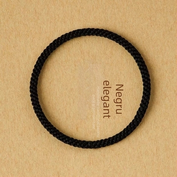 Brățară croșetată manual din sfoară, fără închidere, stil etnic, unisex – Primăvara 2024