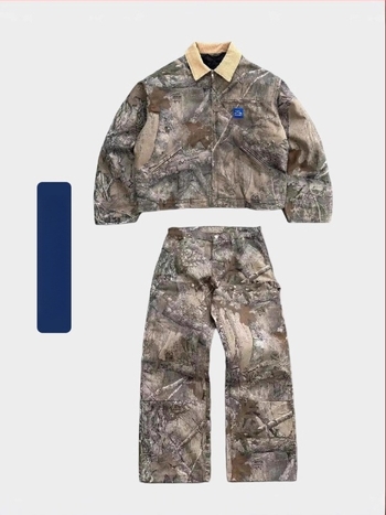 Geacă camuflaj cu rever, fermoar și buzunare multiple – croială lejeră, poliester