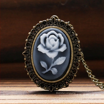 Ceas de buzunar antic cu capac rabat, mecanism quartz, cadran oval de 25 mm, carcasă din aliaj, închidere cu lanț