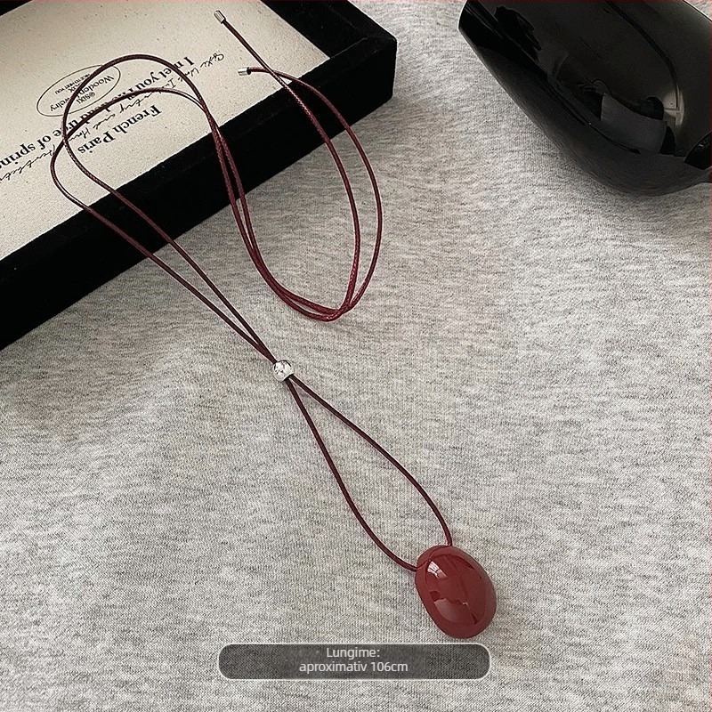 Lanț din aliaj, pulover retro, pandantiv în formă de mazăre, colier clavicular vintage, toamnă 2024