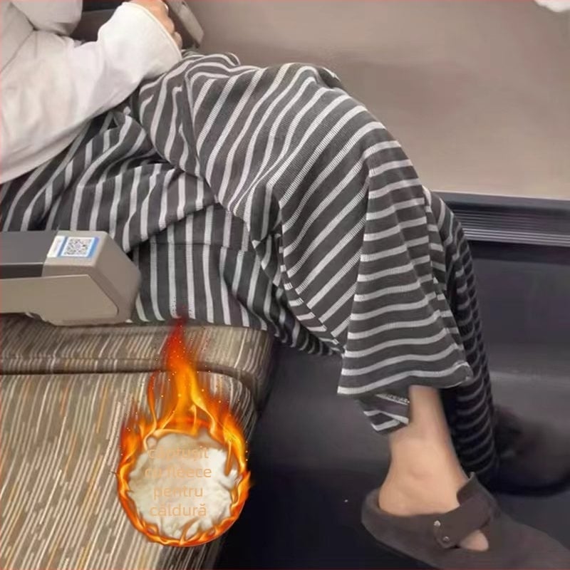 Pantaloni de maternitate, cu dungi, croială lejeră, talie înaltă (Poliester ≥95%, grosime medie, păstrează căldura)