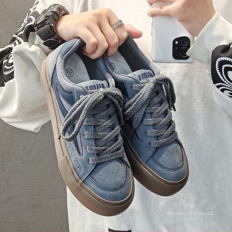 Sneakers bărbați cu talpă joasă, din materiale amestecate | Închidere cu șireturi | Talpă din cauciuc vulcanizat | Interior din plasă