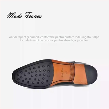 Ghete Chelsea din piele naturală, talpă din cauciuc, vârf rotund, gât scurt