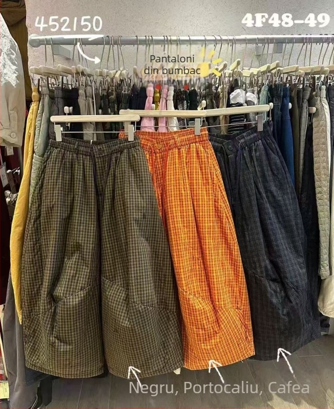 Pantaloni din bumbac cu carouri, croi larg, lungime cropped, stil japonez casual