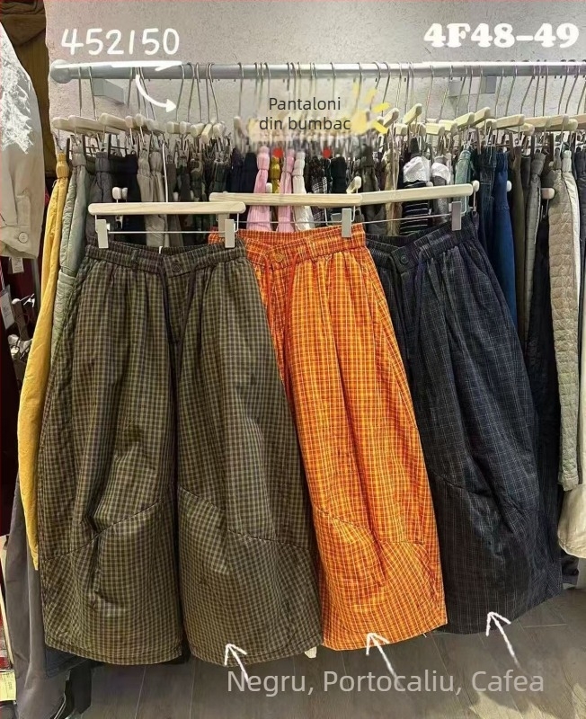 Pantaloni din bumbac cu carouri, croi larg, lungime cropped, stil japonez casual