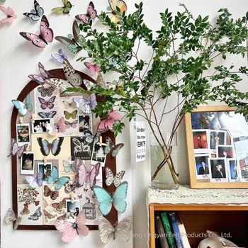 Panou decorativ din fetru cu panou de plută – 1 bucată, fundal pentru fotografii pe perete și afișare, montaj fără găuri, nu deteriorează peretele; modele: uni, geometric, abstract; potrivit pentru living, dormitor, birou.