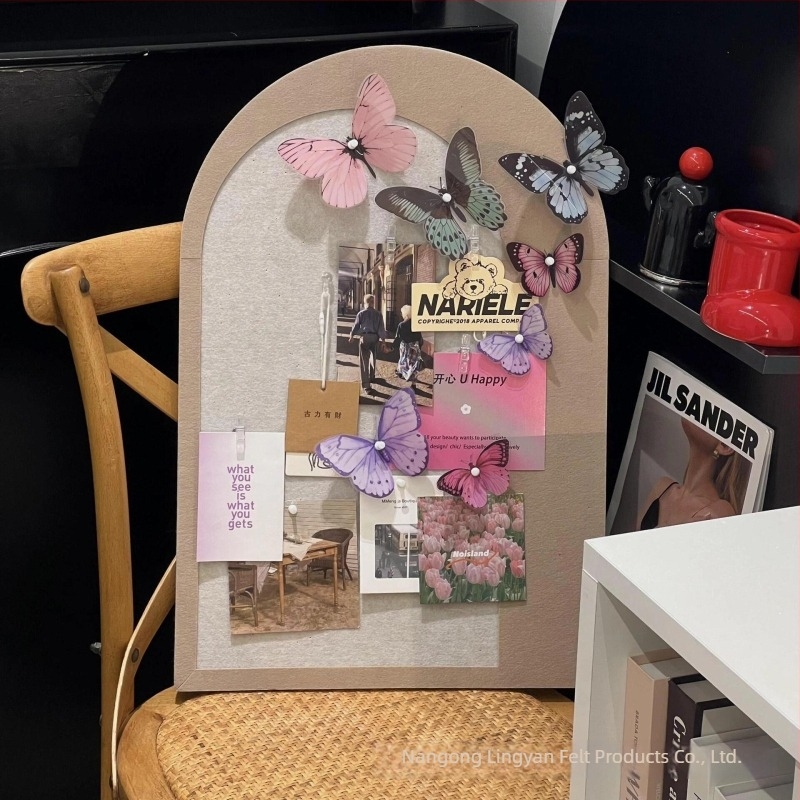 Panou decorativ din fetru cu panou de plută – 1 bucată, fundal pentru fotografii pe perete și afișare, montaj fără găuri, nu deteriorează peretele; modele: uni, geometric, abstract; potrivit pentru living, dormitor, birou.