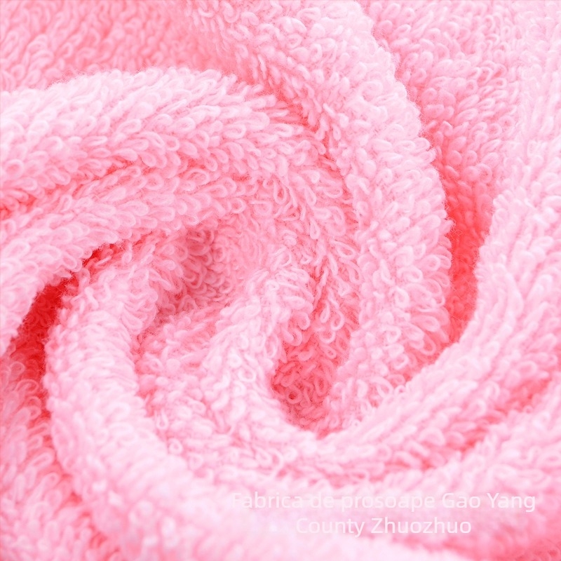 Prosop din bumbac cu jacquard în formă de taste de pian, gros și moale; Material: poliester-bumbac; Greutate: 80-100 g; Compoziția: bumbac.